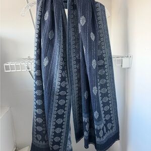 Talbots Elegant Navy Blue Scarf with Leaf Pattern